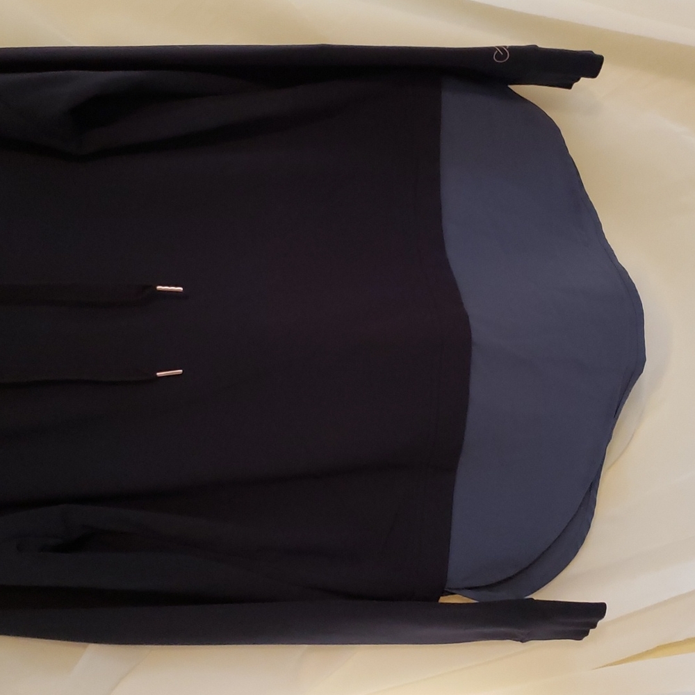 Women's hoodie